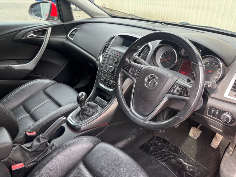 Vauxhall, ASTRA ELITE 2.0 CDTI 5dr manual Hatchback # GREAT VALUE #