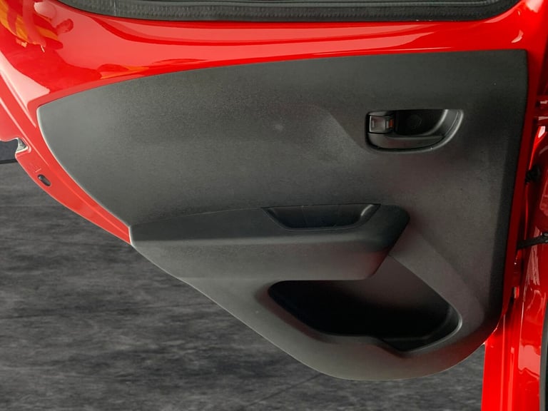 2021 Peugeot 108 1.0 72 Active 5dr HATCHBACK PETROL Manual