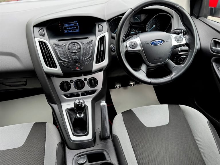 2013 Ford Focus 1.0T EcoBoost Zetec S Hatchback 5dr Petrol Manual Euro 5 (s/s) (125 ps) Hatchback...