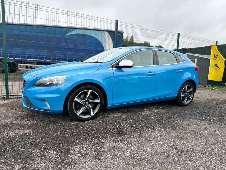 2014 Volvo V40 2.0 D3 R-Design Euro 5 (s/s) 5dr HATCHBACK Diesel Manual