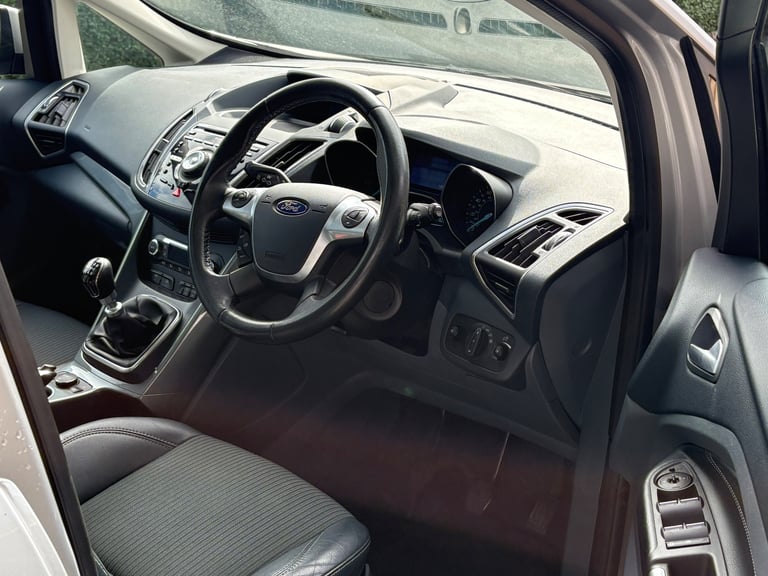 Ford, C-MAX, MPV, 2015, Manual, 1560 (cc), 5 doors