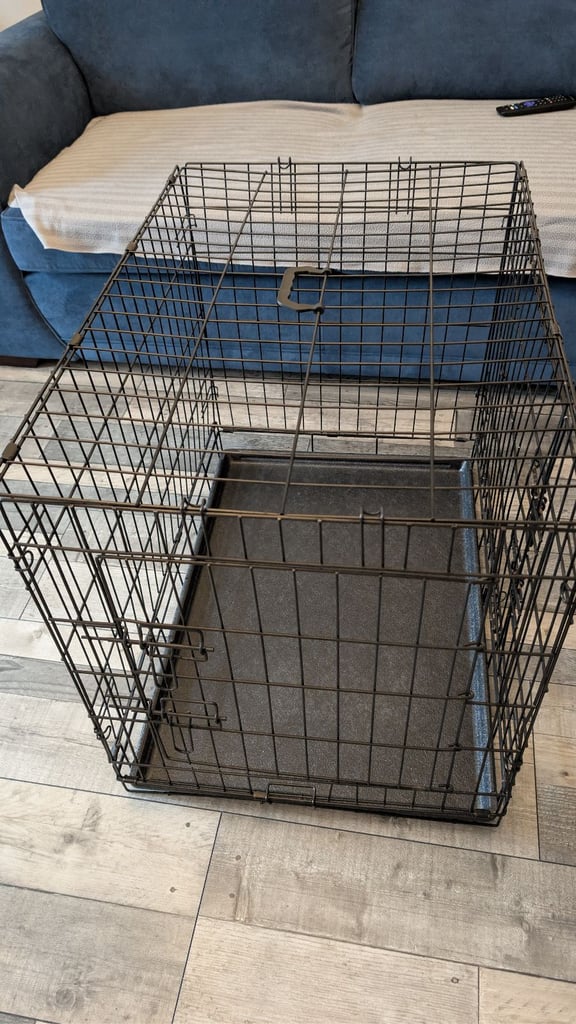 Dog crate 