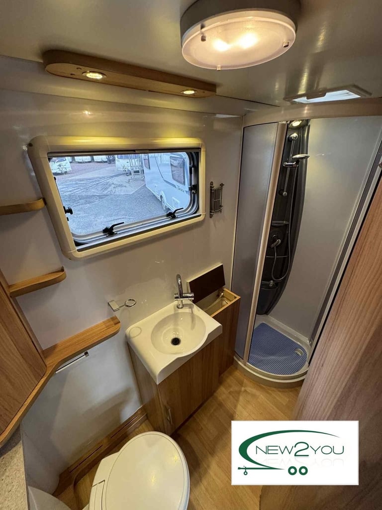 2013 Bailey Unicorn Valencia 4 Berth Fixed Bed Caravan - HUGE SALE NOW ON!!!!