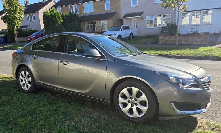 Vauxhall, INSIGNIA, Hatchback, 2017, Manual, 1598 (cc), 5 doors