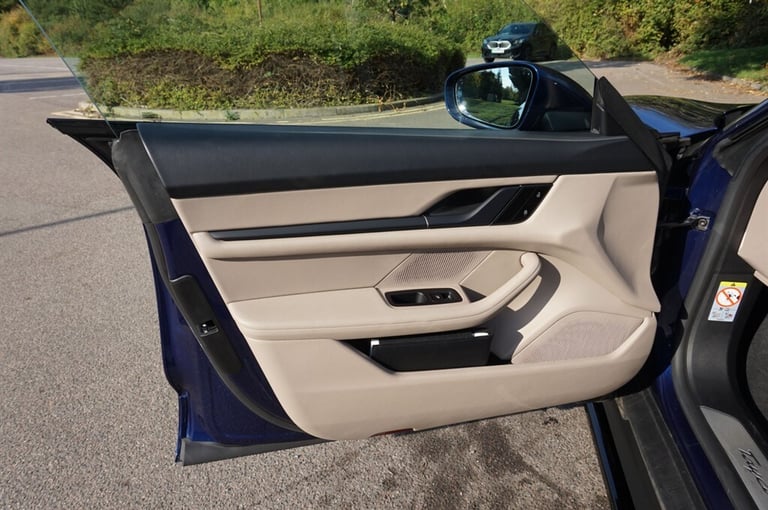 2021 Porsche Taycan 4S ** STUNNING COLOUR COMBINATION ** Saloon Electric Automatic