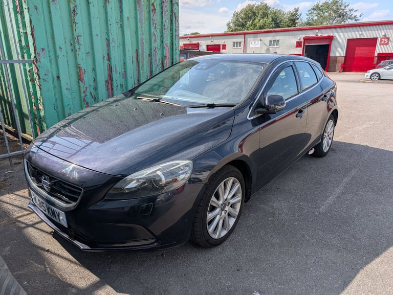 Volvo, V40, Hatchback, 2015, Manual, non-runner