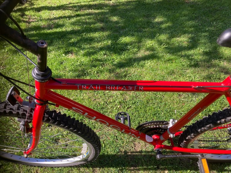Mans mountain bike in exceptional condition 