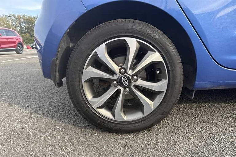 2019 Hyundai i10 1.0 Play Hatchback 5dr Petrol Manual Euro 6 (67 ps) Hatchback Petrol Manual