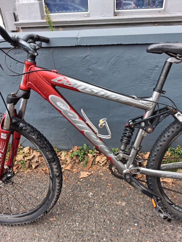 Carrera Hellcat Full Sus Image Carrera Full Suspension Bikes