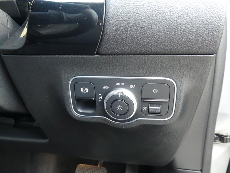 2020 Mercedes-Benz B-Class 1.3 B200 Sport MPV 5dr Petrol 7G-DCT Euro 6 (s/s) (163 ps) Automatic M...