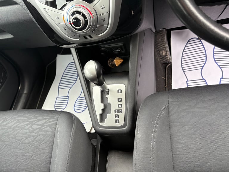 2013 Hyundai ix20 1.6 Active Hatchback 5dr Petrol Auto Euro 5 (123 bhp) Petrol