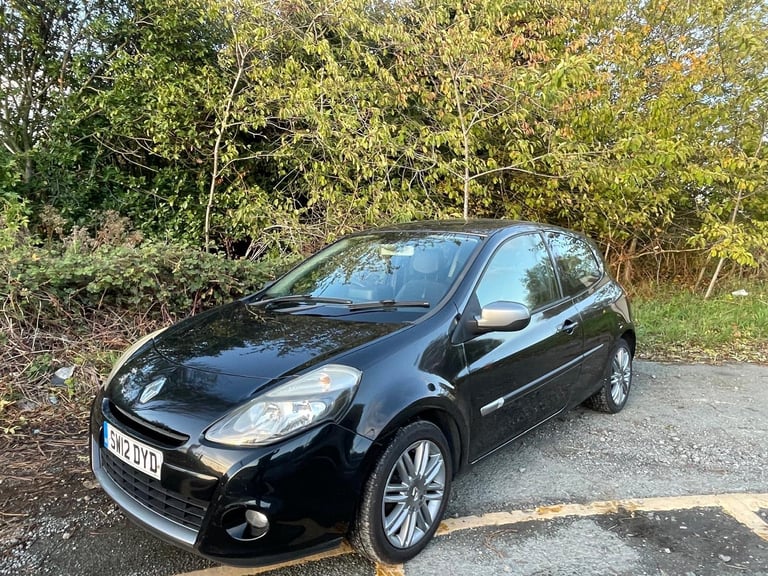 RENAULT CLIO 1.2 DYNAMIQUE TOM TOM 12 REG BLACK 3 DOOR MOT JUNE 23RD 2026 LOW INSURANCE