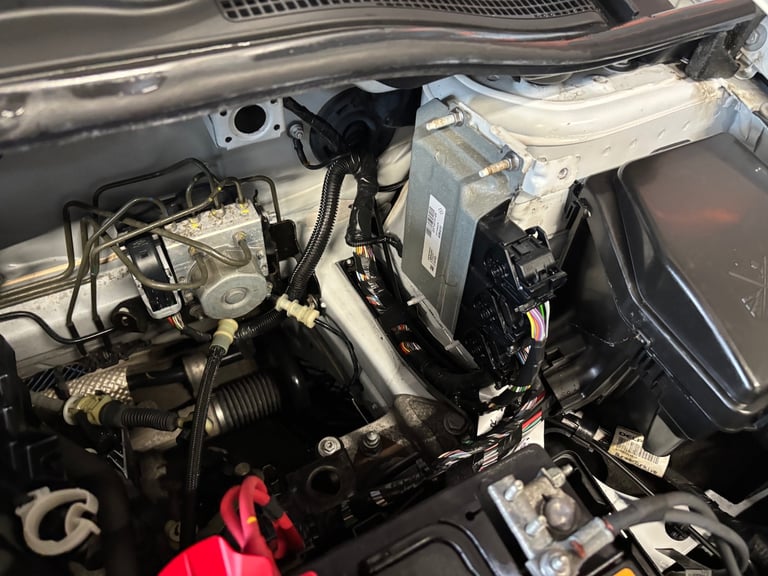 2016 Renault Clio 1.2 16V Play 5dr HATCHBACK Petrol Manual