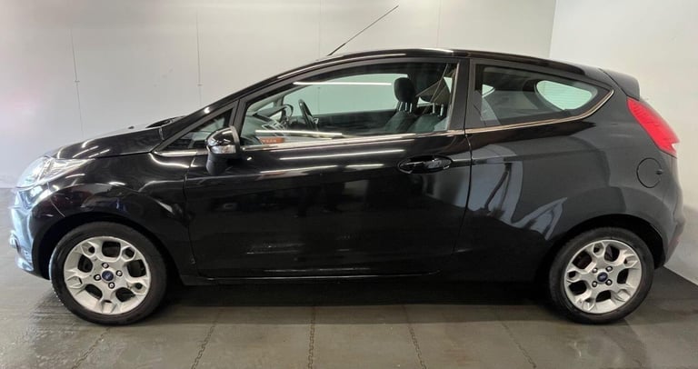 2017 Ford Fiesta 1.0T EcoBoost Zetec Hatchback 3dr Petrol Manual Euro 6 (s/s) (100 ps) 12 MO HATC...