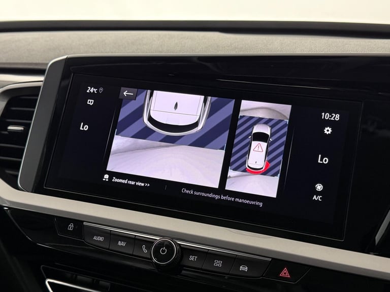 2024 Vauxhall Grandland 1.2 Turbo Ultimate 5dr Auto HATCHBACK PETROL Automatic