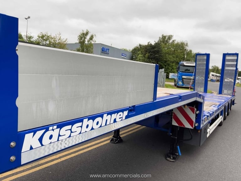 KASSBOHRER 3 AXLE EXTENDABLE LOW LOADER 52,800KG 