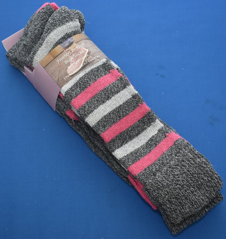 Feathers and Fluff Ladies 3 PK Wellington Length Boot Socks Size UK 4-7