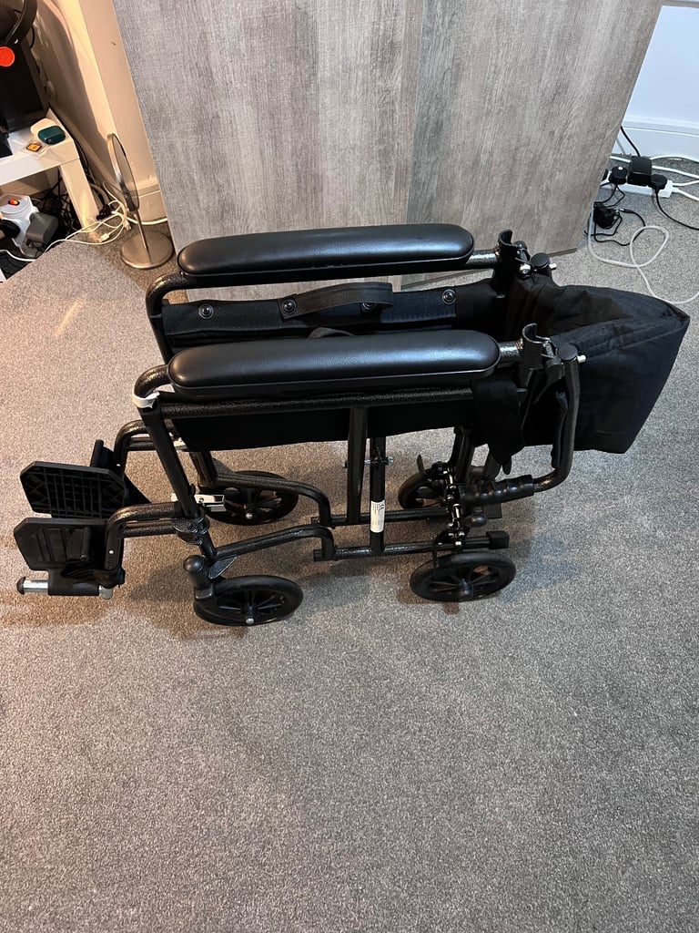 Wheelchair 
