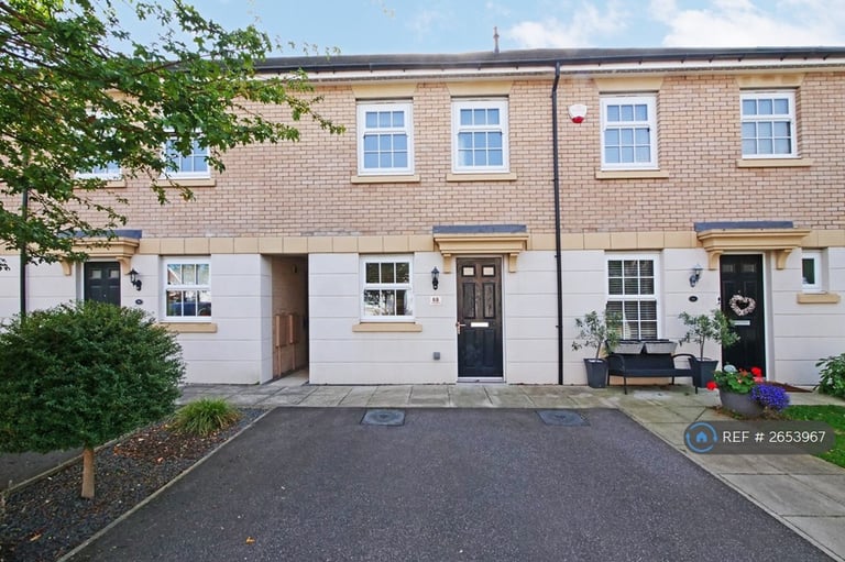 3 bedroom house in Farro Drive, York, YO30 (3 bed) (#2653967)