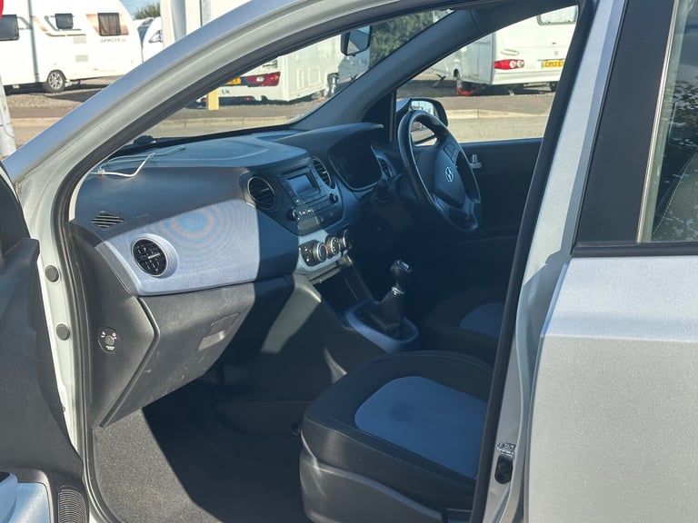 2014 Hyundai i10 1.2 Premium 5dr HATCHBACK Petrol Manual