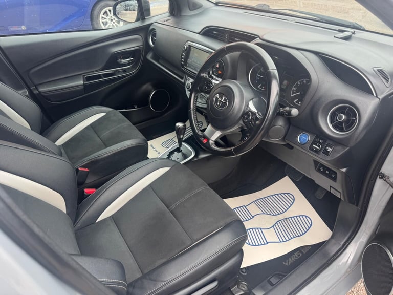 2019 Toyota Yaris 1.5 VVT-h GR SPORT E-CVT Euro 6 (s/s) 5dr HATCHBACK Petrol/Electric Hybrid Auto...
