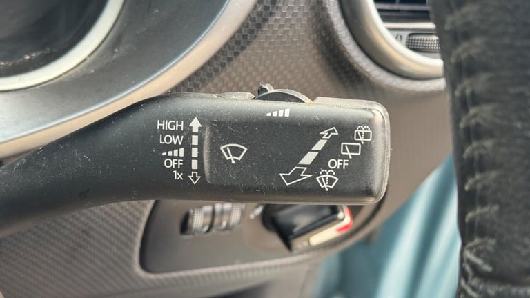 2010 SEAT Leon 2.0 TDI SE Euro 4 5dr HATCHBACK Diesel Manual