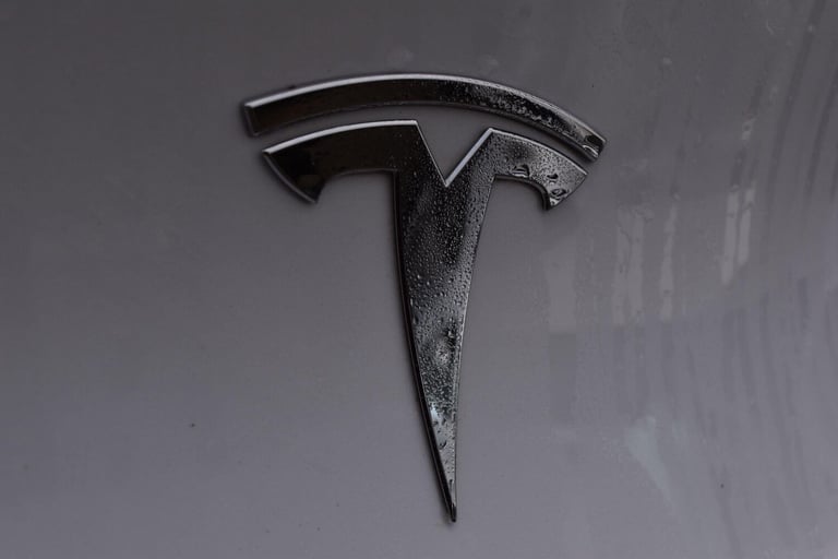 2022 Tesla Model Y (Dual Motor) Long Range Auto 4WDE 5dr MPV Electric Automatic