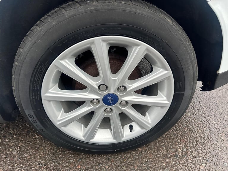 2016 Ford Focus 1.0T EcoBoost Titanium Euro 6 (s/s) 5dr HATCHBACK Petrol Manual