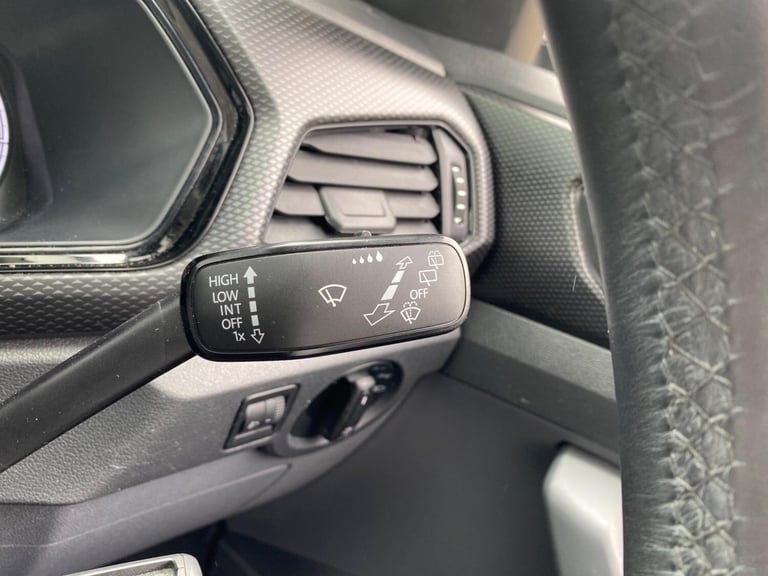 2020 Volkswagen T-Cross 1.0 TSI SE Euro 6 (s/s) 5dr HATCHBACK Petrol Manual