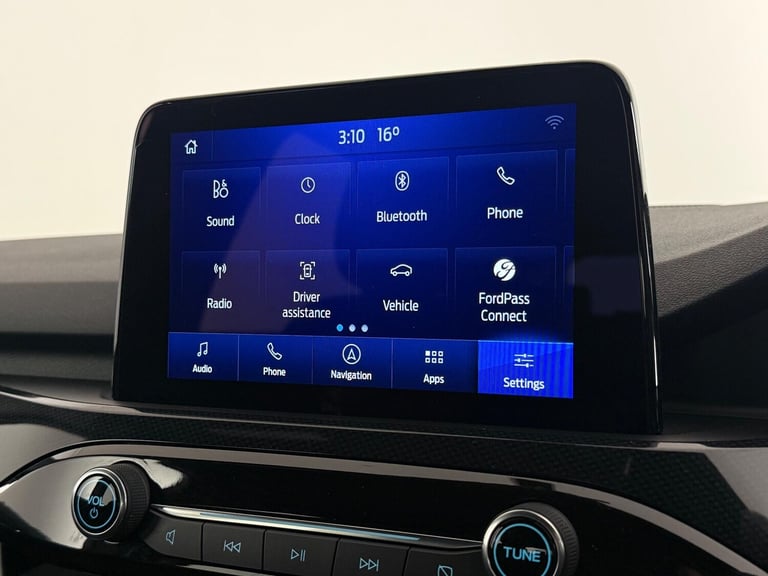 2022 Ford Kuga 2.5 EcoBoost Duratec 14.4kWh ST-Line CVT Euro 6 (s/s) 5dr HATCHBACK Petrol/Electri...