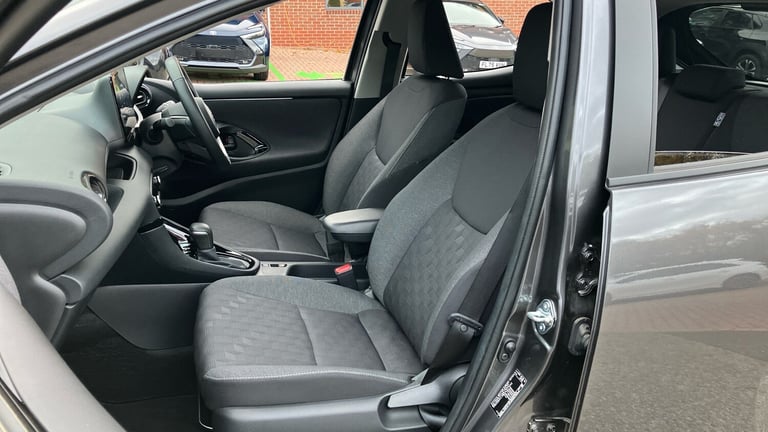 2024 Toyota Yaris 1.5 Hybrid Design 5dr CVT HATCHBACK PETROL/ELECTRIC Automatic