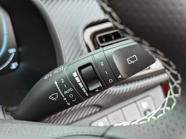 2025 Kia Stonic 1.0 T-GDi MHEV GT-Line S SUV 5dr Petrol Hybrid Manual Euro 6 (s/s) (98 bhp) HATCH...