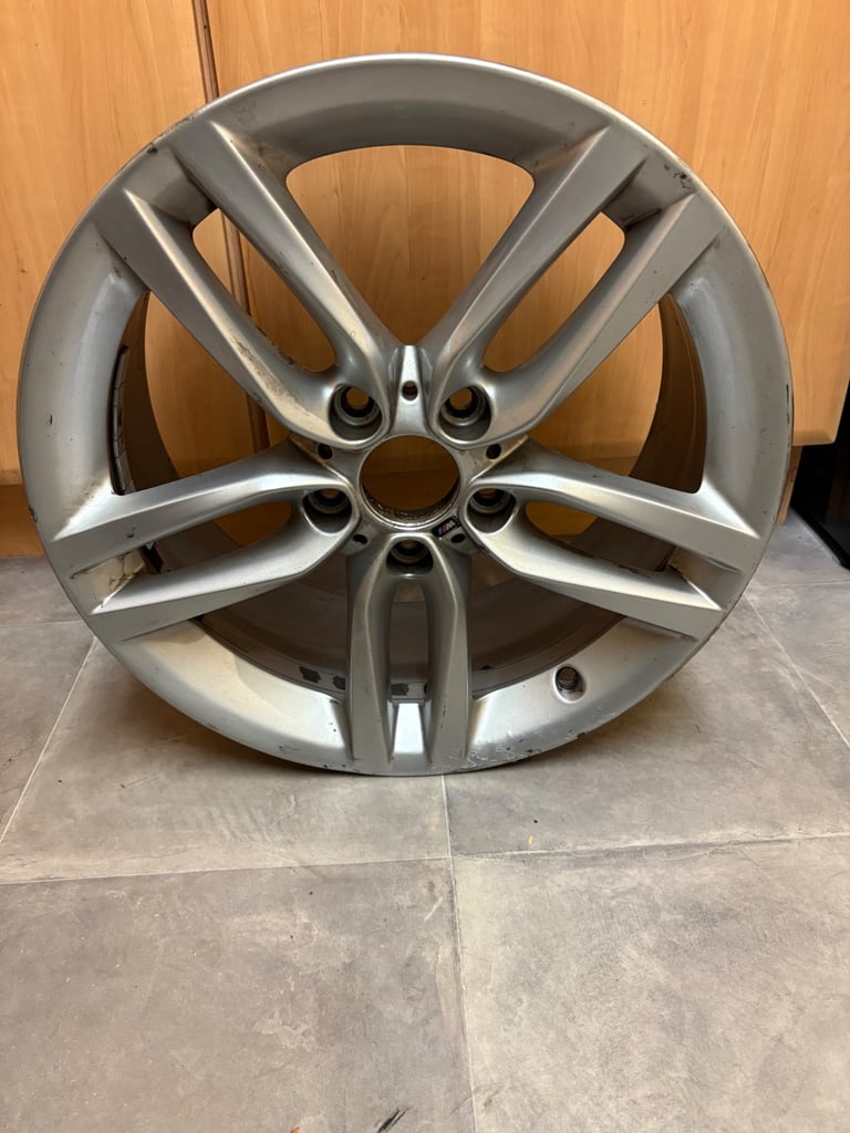 BMW 1 Series 18 inch Alloy Wheel 120X5 (Rear)