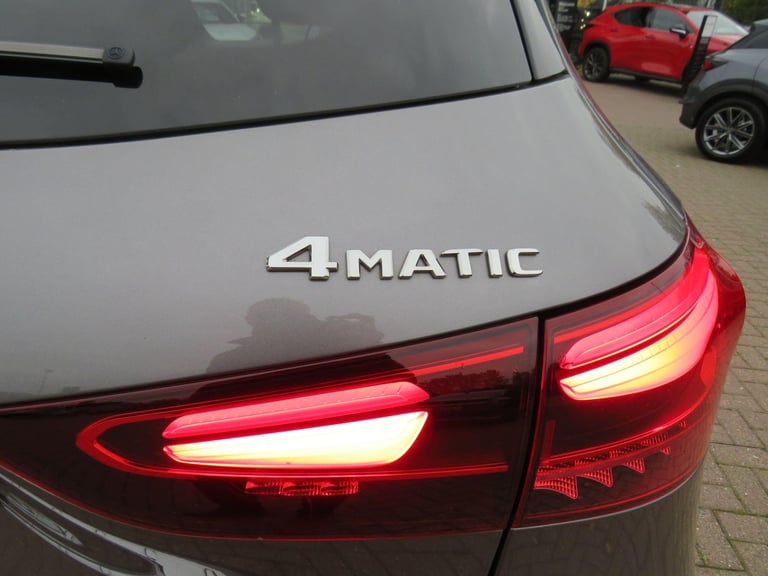 2024 Mercedes-Benz GLA 2.0 GLA220d AMG Line (Premium) SUV 5dr Diesel 8G-DCT 4MATIC Euro 6 (s/s) (...