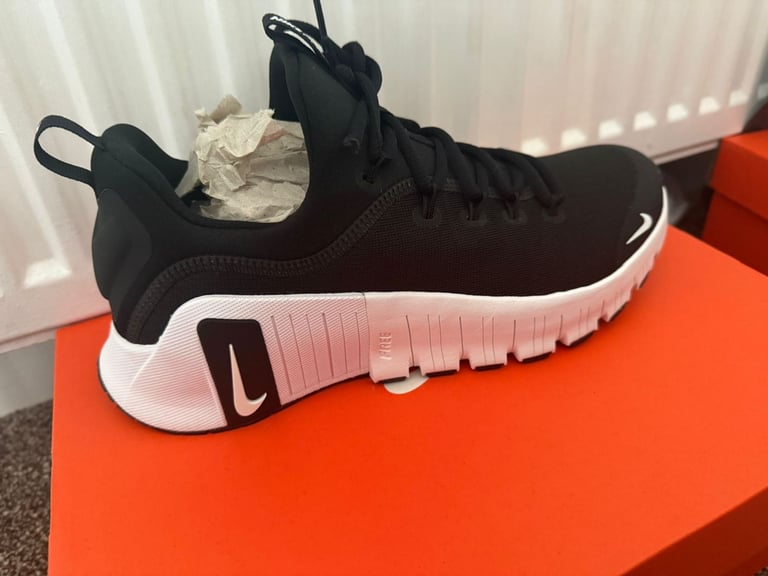 image for Women nike free mecton6 original 💯 in very cheap price