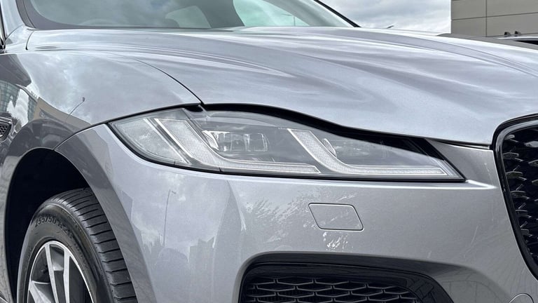2024 Jaguar F-Pace 2.0 P400e R-Dynamic HSE Black 5dr Auto AWD Estate Plug-In Hy Automatic