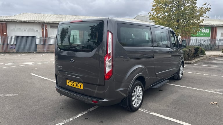 2022 Ford Tourneo Custom 2.0 EcoBlue 150ps Low Roof 8 Seater Titanium MPV DIESEL Manual