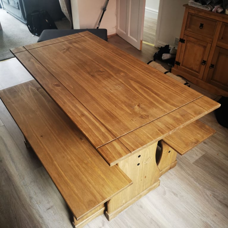 Corona Dining Set table + Benches 