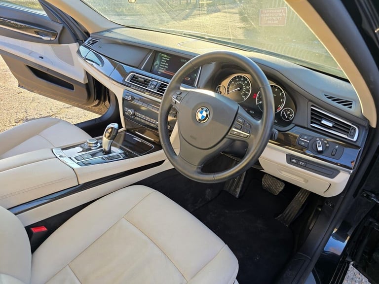 2013 BMW 7 Series 4.4 750Li V8 SE Auto Euro 5 (s/s) 4dr Saloon Petrol Automatic