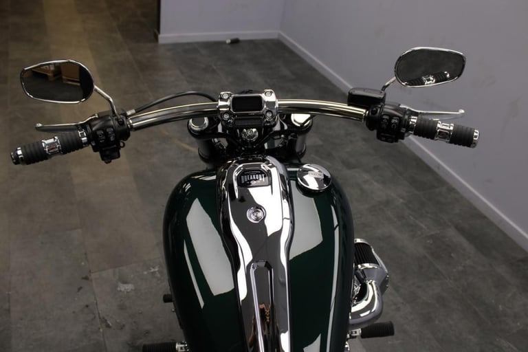 2024 Harley-Davidson FXBR Softail Breakout 117 in Alpine Green