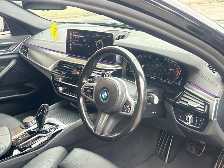 2022 BMW 5 Series 2.0 520d MHT M Sport Steptronic xDrive Euro 6 (s/s) 4dr SALOON Diesel/Electric ...