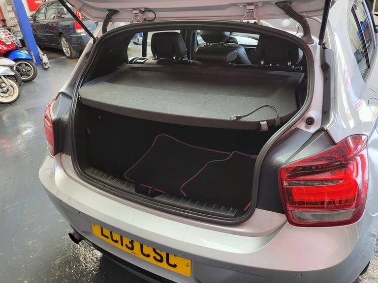 BMW 1 SERIES 118i SPORT