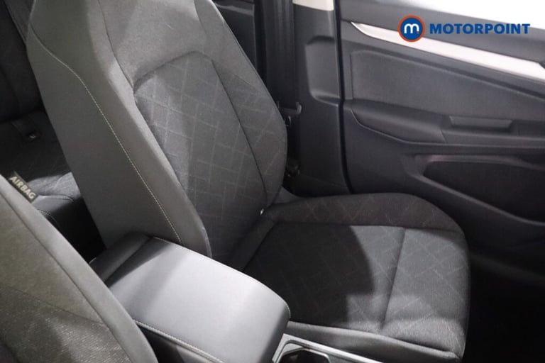 2022 Volkswagen Golf 1.5 TSI 150 Life 5dr Hatchback Petrol Manual