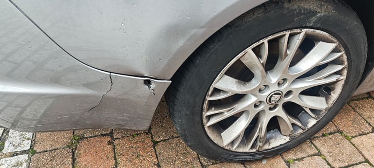 Jaguar, XF, Saloon, 2013, Other, 2179 (cc), 4 doors