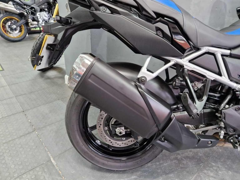 2024 Suzuki V-STROM 800RE