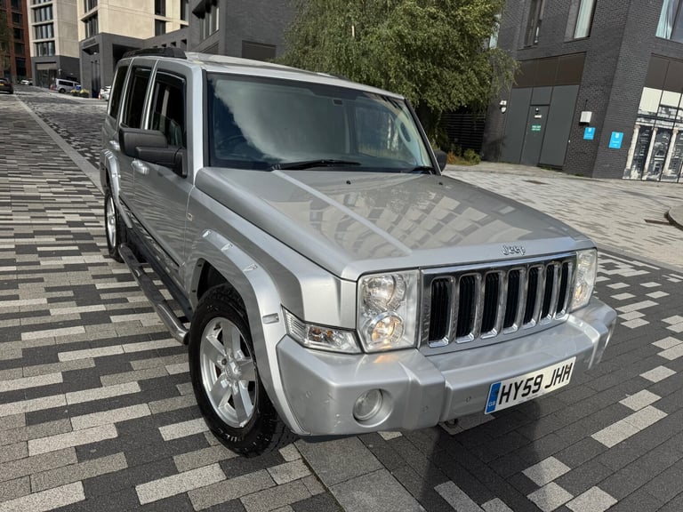 2009 JEEP COMMANDER 3.0 CRD DIESEL AUTO V6 LIMITED SILVER STATIONWAGON 7 SEATER 