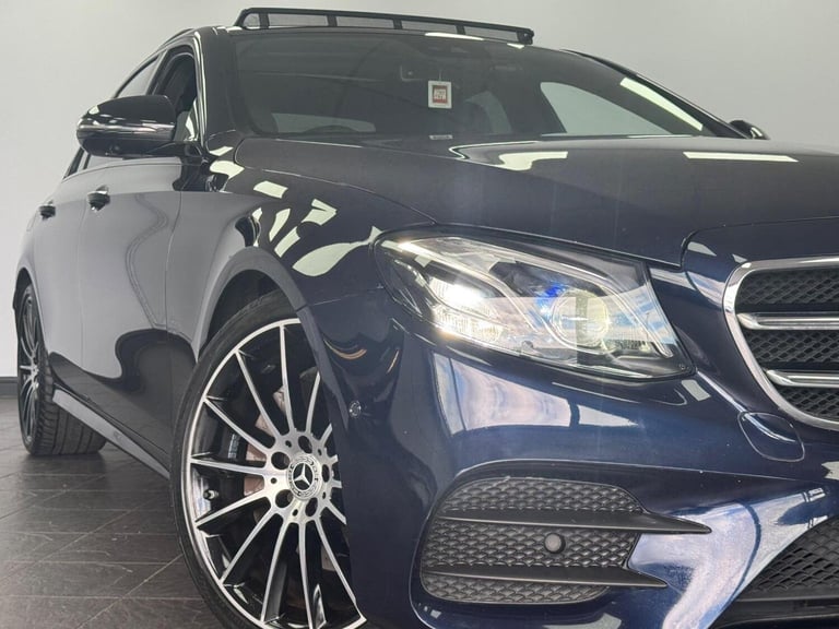 MERCEDES-BENZ E CLASS 2.0 E300d AMG Line Night Edition (Premium Plus) G-Tronic+