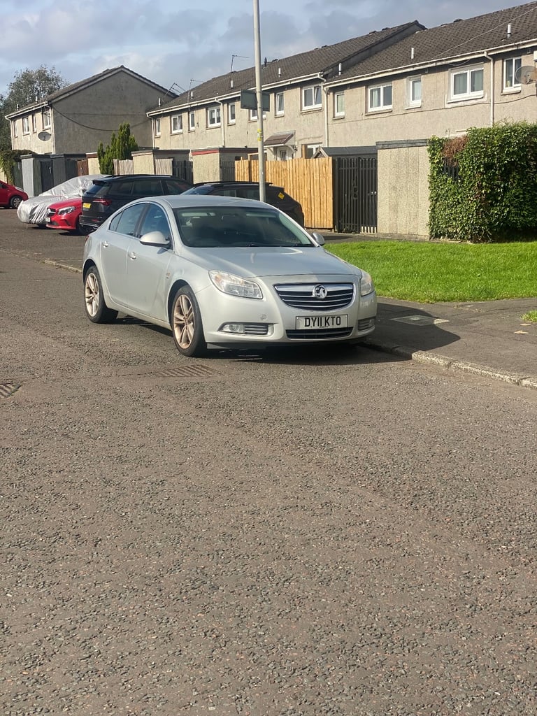 Vauxhall, INSIGNIA, Hatchback, 2011, Manual, 1796 (cc), 5 doors