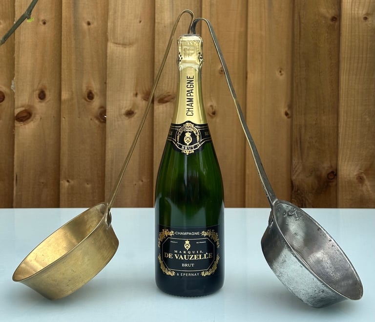 ANTIQUE FRENCH BRASS LADLES, HANGING DIPPERS, LOUCHES, L38cm - 1800s KITCHENALIA - WILL POST!