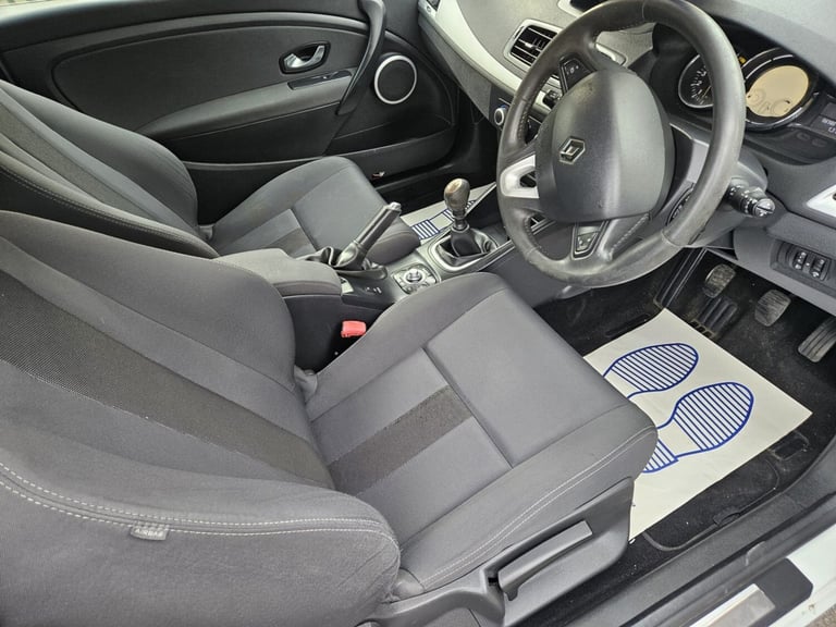 2011 Renault Megane 1.6 16V 110 Dynamique TomTom 3dr COUPE Petrol Manual